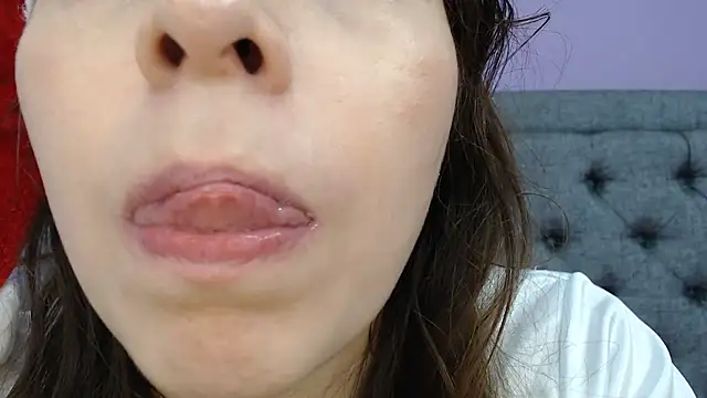 LilaSuni online show from 20, 12, 2024