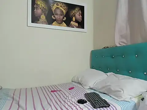 megan-hotxx online show from 19, 10, 2025