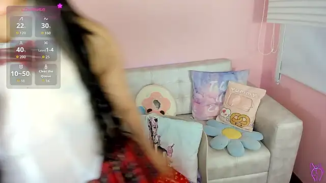 Snapshot of tinysara chatting on 1, 2, 2026 tinysara online show from 1, 2, 2026