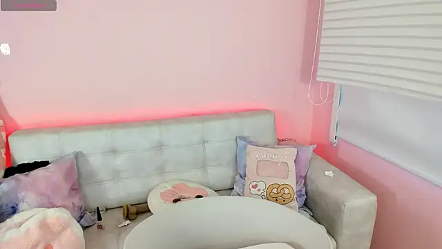 tinysara online show from 29, 6, 2026