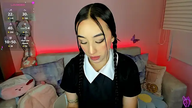 tinysara online show from 13, 3, 2026