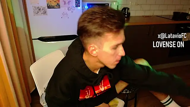 Midnighter  online show from 20, 9, 2025