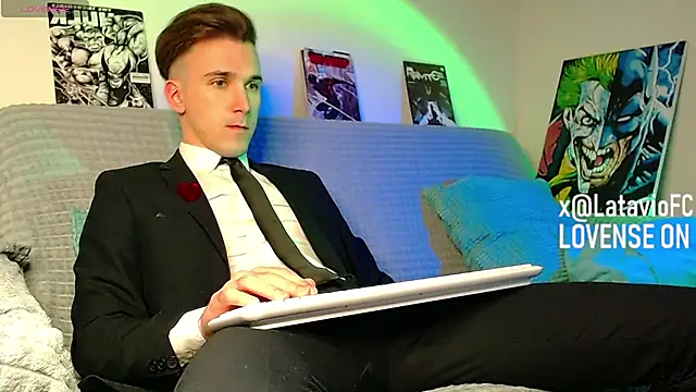 Midnighter  online show from 10, 4, 2026