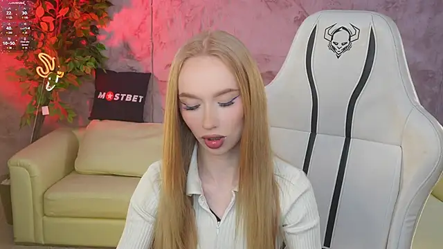 Amelia Blaze online show from 9, 12, 2024