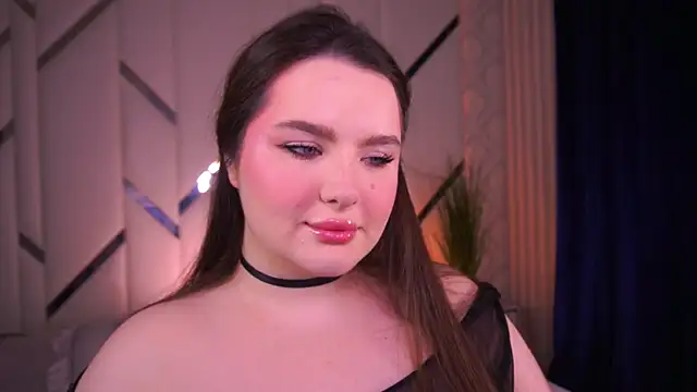 CuteAmberr online show from 5, 3, 2025