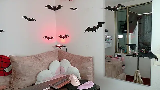 megan doll2 online show from 29, 10, 2025