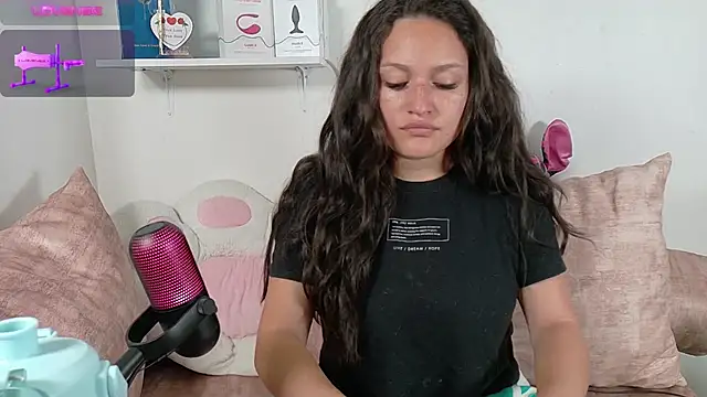 megan doll2 online show from 18, 9, 2025