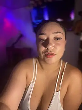 Snapshot of scarlet_miller1 chatting on 28, 4, 2026 scarlet miller1 online show from 28, 4, 2026