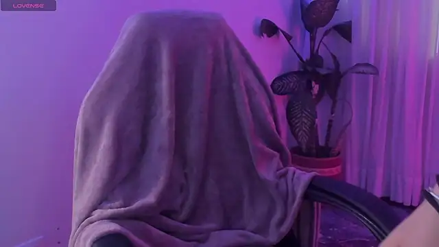 scarlet miller1 online show from 1, 10, 2025