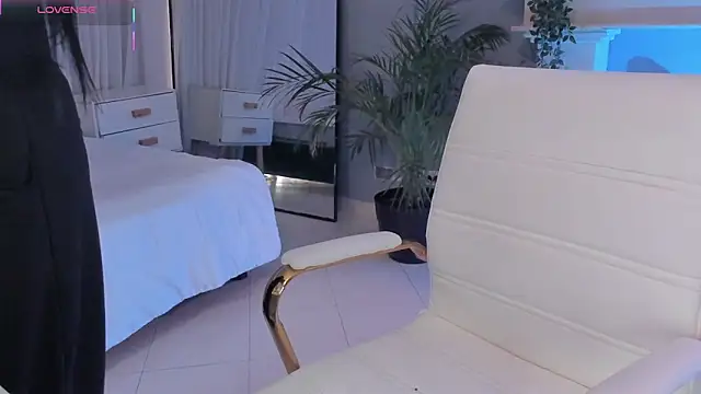 scarlet miller1 online show from 2, 10, 2025