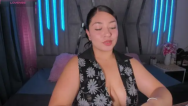 Snapshot of scarlet_miller1 chatting on 27, 4, 2026 scarlet miller1 online show from 27, 4, 2026
