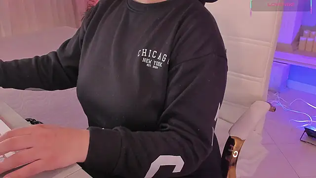 scarlet miller1 online show from 7, 11, 2025