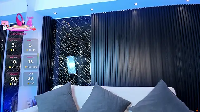 charlottewhitte online show from 10, 11, 2025