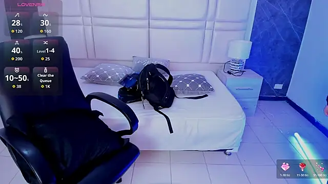 charlottewhitte online show from 10, 3, 2026