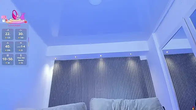 charlottewhitte online show from 25, 9, 2025