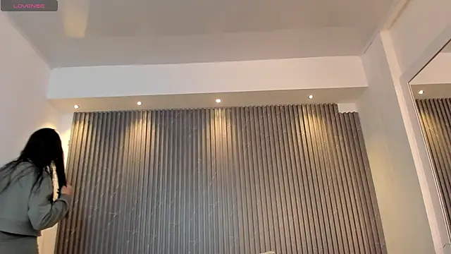 charlottewhitte online show from 21, 3, 2025