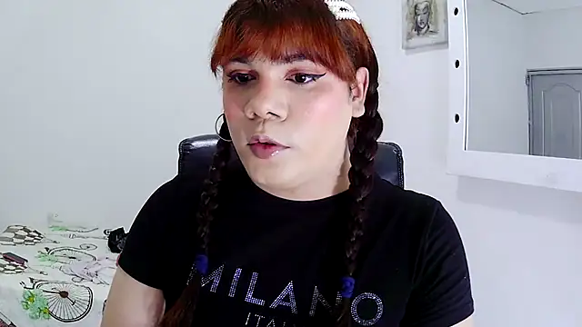 Violetacam 05 online show from 22, 12, 2025