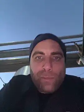 mustican422 online show from 28, 1, 2025