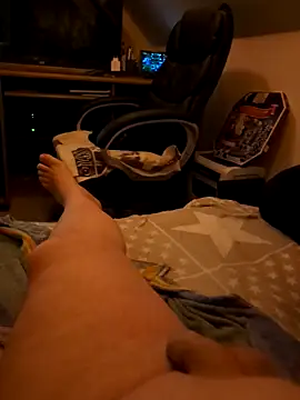 Mariomario0565 online show from 4, 12, 2025