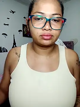Snapshot of chalohott chatting on 7, 6, 2026 chalohott online show from 7, 6, 2026