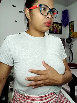 Snapshot of chalohott chatting on 2, 12, 2025 chalohott online show from 2, 12, 2025