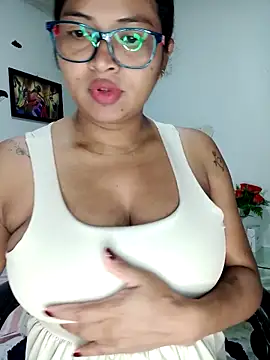 Snapshot of chalohott chatting on 20, 6, 2026 chalohott online show from 20, 6, 2026