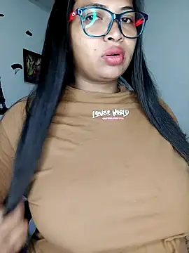 Snapshot of chalohott chatting on 21, 7, 2026 chalohott online show from 21, 7, 2026