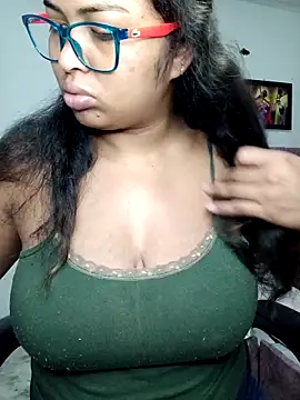 Snapshot of chalohott chatting on 9, 2, 2026 chalohott online show from 9, 2, 2026