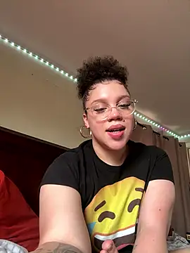 QueenNuttCollector online show from 9, 1, 2026