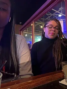 QueenNuttCollector online show from 18, 1, 2025