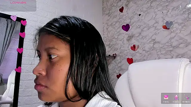 Snapshot of lunahot__07 chatting on 20, 2, 2025 lunahot 07 online show from 20, 2, 2025