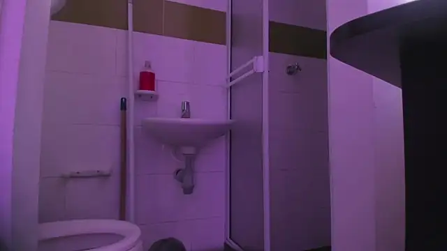 izaro22 online show from 27, 11, 2025