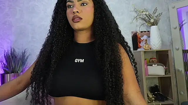 HOTBLACKANDWHITE2 online show from 30, 4, 2026
