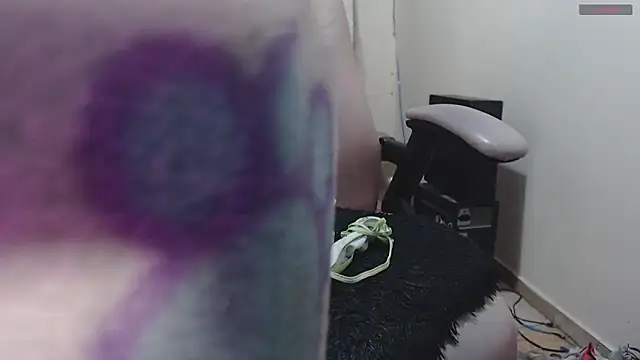 toxxxic cams online show from 15, 6, 2026