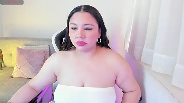 ambar-wells online show from 28, 5, 2026