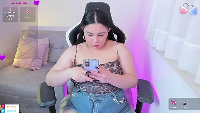 ambar-wells online show from 23, 9, 2025