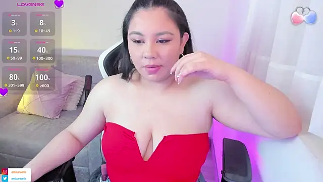 ambar-wells online show from 13, 10, 2025