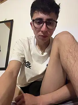 CamiRojas boy online show from 2, 12, 2025