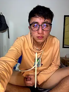 CamiRojas boy online show from 7, 7, 2026