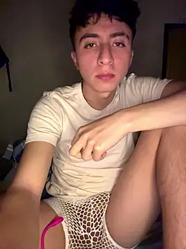 CamiRojas boy online show from 12, 7, 2026