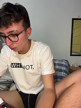 CamiRojas boy online show from 30, 6, 2026