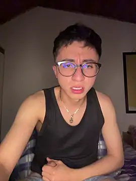 CamiRojas boy online show from 13, 5, 2026