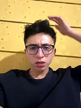 CamiRojas boy online show from 15, 9, 2025