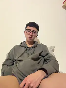 CamiRojas boy online show from 5, 11, 2025