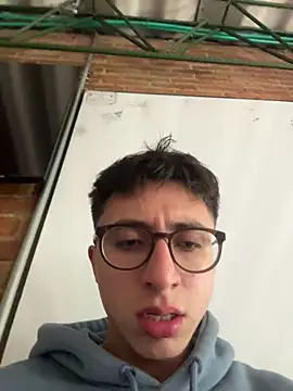 CamiRojas boy online show from 7, 5, 2026