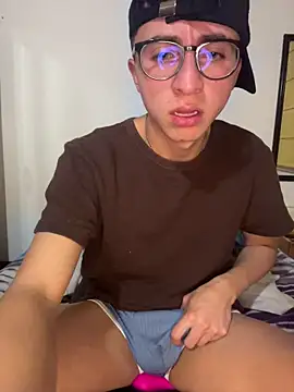 CamiRojas boy online show from 16, 6, 2026