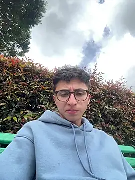 CamiRojas boy online show from 25, 5, 2026