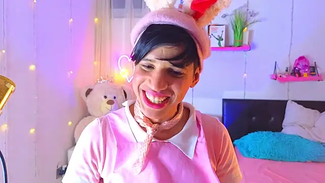 Ariel Femboy  online show from 24, 10, 2025