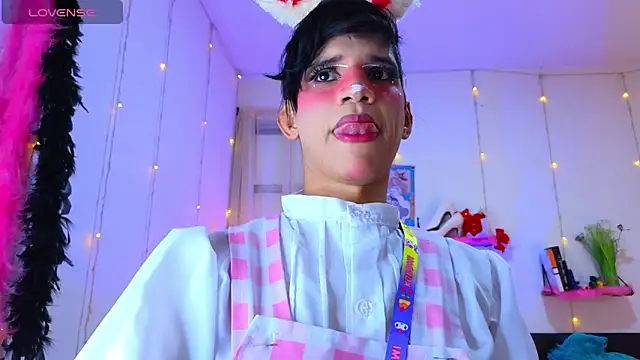 Ariel Femboy  online show from 30, 11, 2025