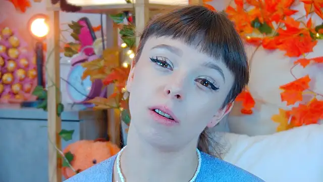 ElisabethDavis online show from 21, 10, 2025